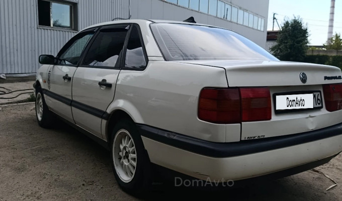 Volkswagen Passat 1995 года