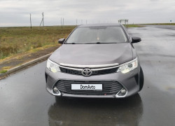 Toyota Camry 2016 года