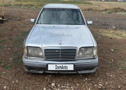 Mercedes-Benz E-Класс 1995 года