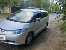 Toyota Estima 2006 года