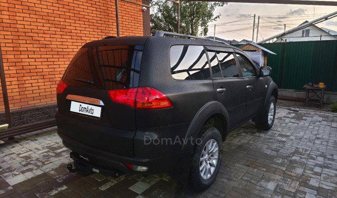 Mitsubishi Pajero Sport 2011 года