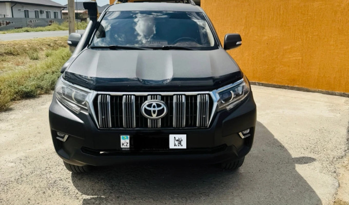 Toyota Land Cruiser Prado 2010 года