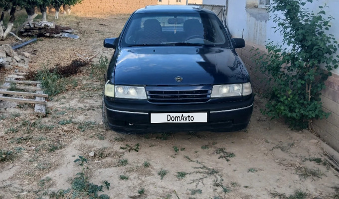 Opel Vectra 1989 года