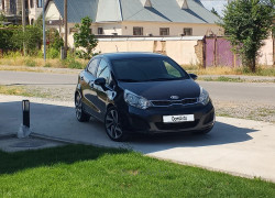 Kia Rio 2015 года