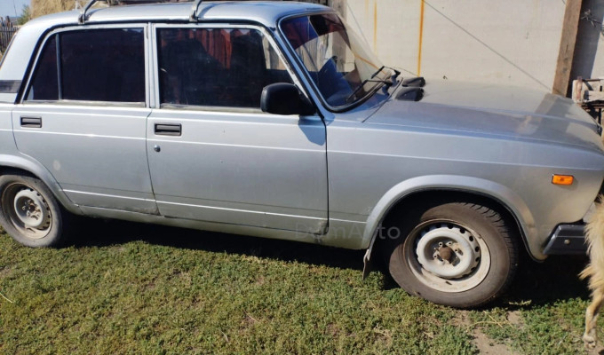 ВАЗ (Lada) 2107 2010 года
