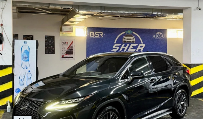 Lexus RX 2021 года