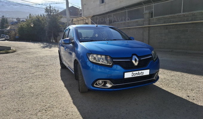 Renault Logan 2015 года