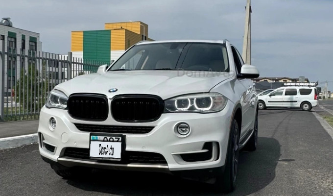 BMW X5 2015 года