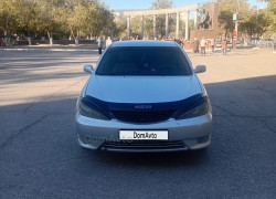 Toyota Camry 2005 года