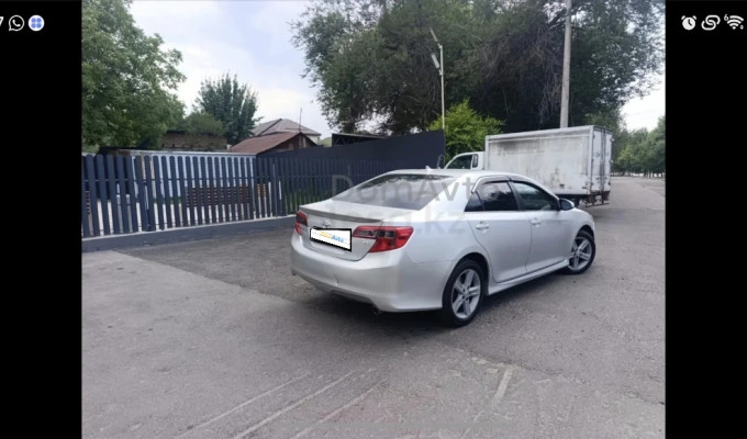 Toyota Camry 2012 года