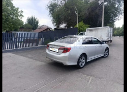 Toyota Camry 2012 года
