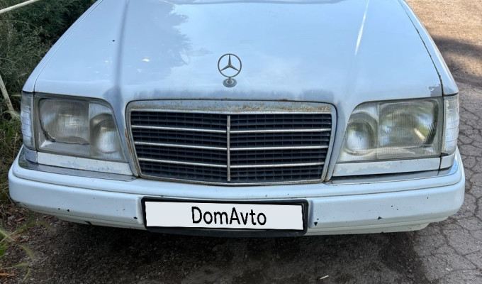 Mercedes-Benz E-Класс 1994 года