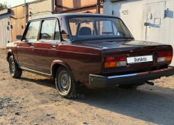 ВАЗ (Lada) 2107 2011 года