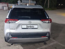 Toyota RAV4 2021 года