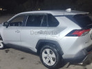 Toyota RAV4 2021 года