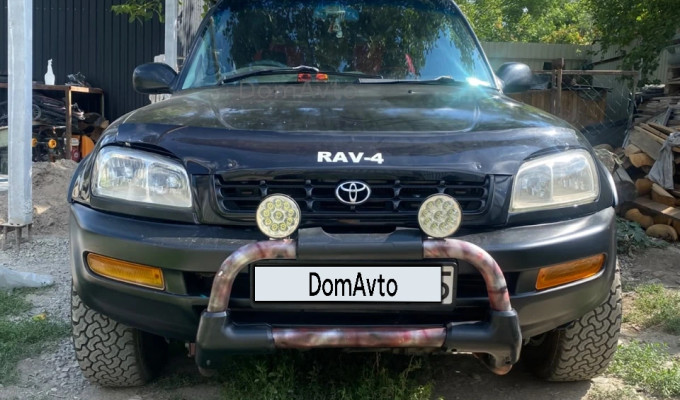 Toyota RAV4 1997 года