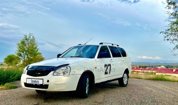 ВАЗ (Lada) Priora 2012 года