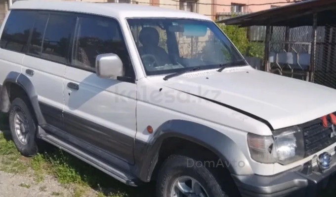 Mitsubishi Pajero 1994 года