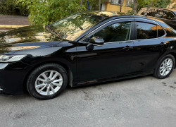 Toyota Camry 2019 года