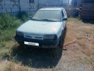 Nissan Primera 1992 года