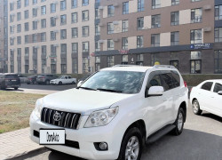 Toyota Land Cruiser Prado 2013 года