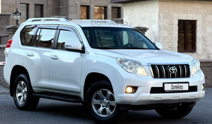 Toyota Land Cruiser Prado 2013 года