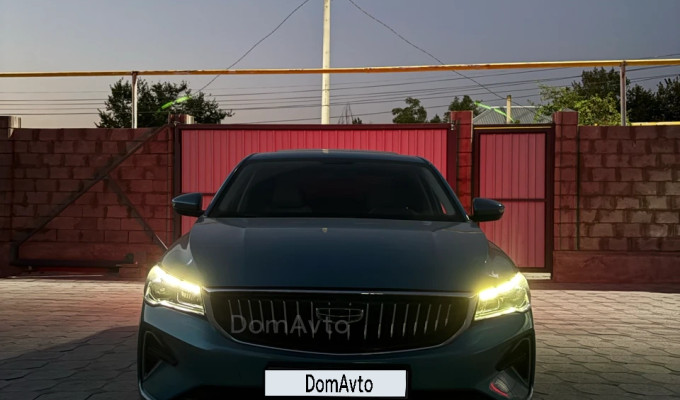 Geely Emgrand 2023 года