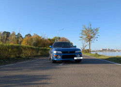 Subaru Impreza 1994 года