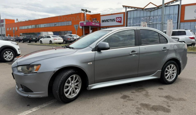 Mitsubishi Lancer 2014 года