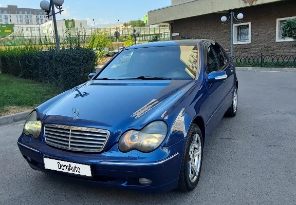 Mercedes-Benz C-Класс 2002 года