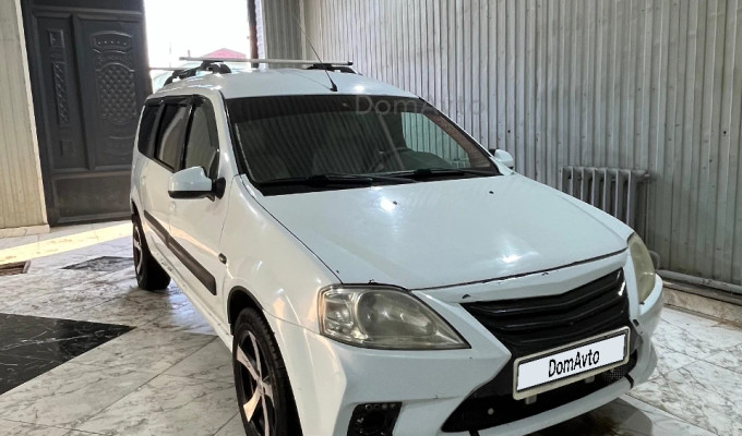 ВАЗ (Lada) Largus 2014 года