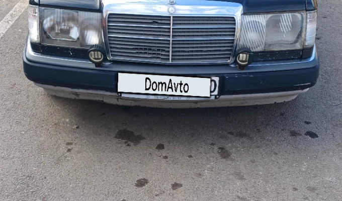 Mercedes-Benz E-Класс 1992 года