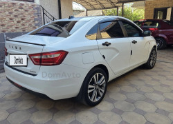 ВАЗ (Lada) Vesta 2017 года