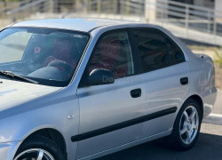 Hyundai Accent 2003 года