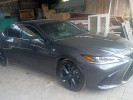 Lexus ES 2022 года