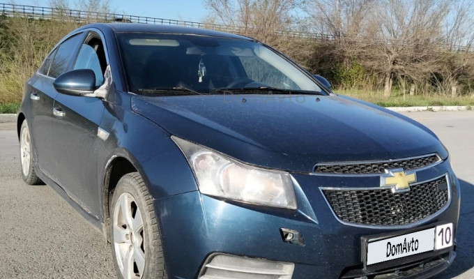 Chevrolet Cruze 2010 года