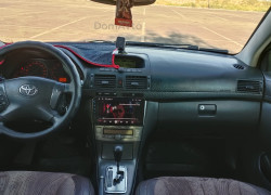 Toyota Avensis 2003 года
