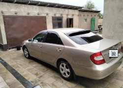 Toyota Camry 2003 года