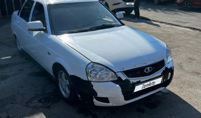 ВАЗ (Lada) Priora 2012 года