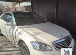 Mercedes-Benz S-Класс 2011 года