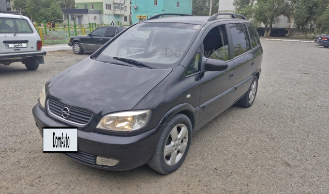 Opel Zafira 2000 года