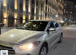 Hyundai Elantra 2017 года