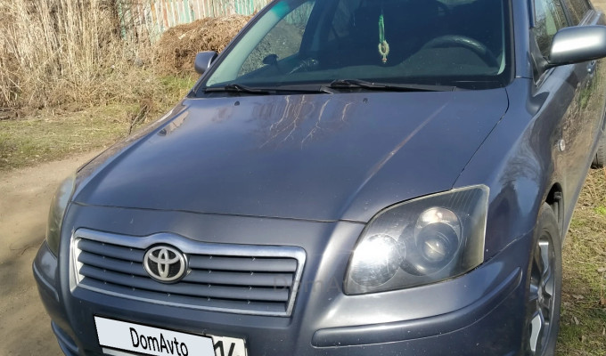 Toyota Avensis 2005 года