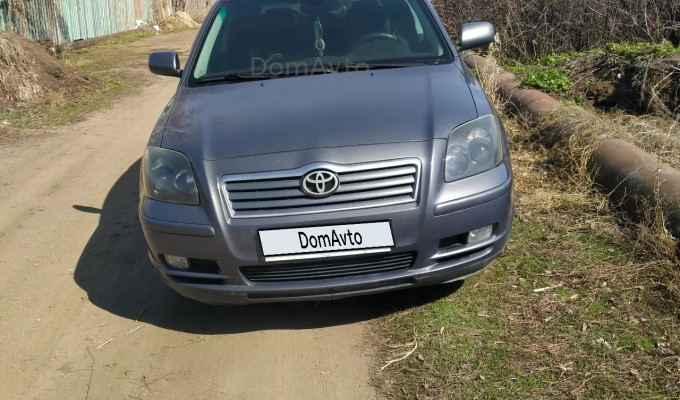 Toyota Avensis 2005 года