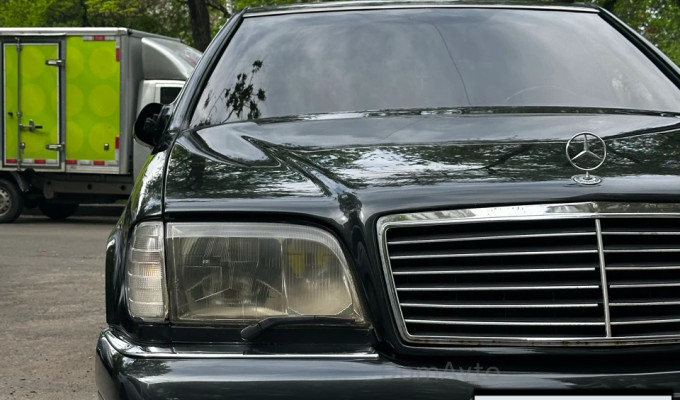 Mercedes-Benz S-Класс 1997 года