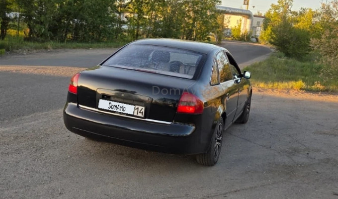 Audi A6 1998 года