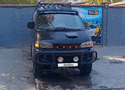 Mitsubishi Delica 1994 года