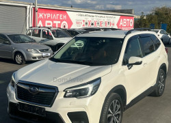 Subaru Forester 2020 года