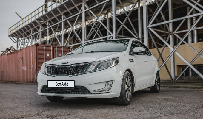 Kia Rio 2015 года