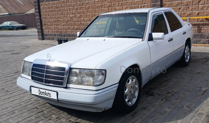 Mercedes-Benz E-Класс 1991 года